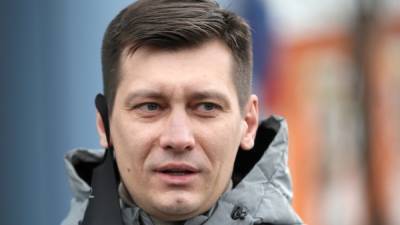 Полиция отпустила Дмитрия Гудкова без обращения в суд