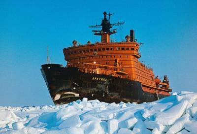Виктор Баранец высмеял планы Вашингтона по завоеванию Арктики: «У них полтора ледокола»