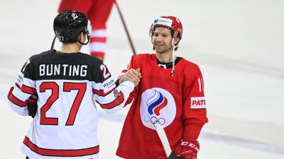 Бадюков высказался о вылете сборной России с ЧМ по хоккею после поражения от Канады