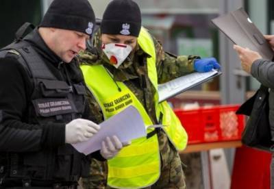 Польша ввела обязательный карантин для украинцев