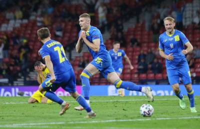Сборная Украины впервые вышла в четвертьфинал чемпионата Европы