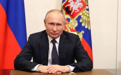 Путин подписал закон о защите минимального дохода россиян от взысканий за долги