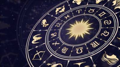 Три знака зодиака, во внимании которых сегодня нуждаются окружающие