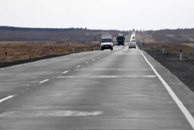 Участок федеральной автодороги "Колыма" в Якутии временно закрыт из-за дыма от природного пожара