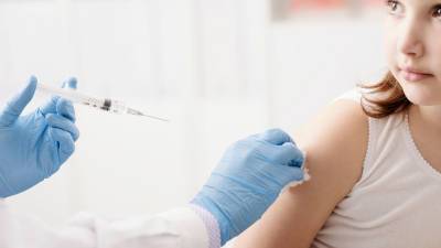 Онищенко заявил, что пока нет необходимости вакцинировать детей