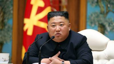 Ким Чен Ын признал наличие проблем в КНДР из-за коронавируса