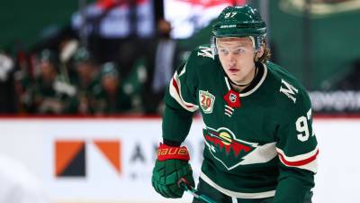 Василевский вошёл в первую сборную сезона НХЛ, Капризов — в команде новичков