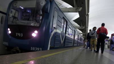 Петербургское метро перезаймёт 3 млрд рублей