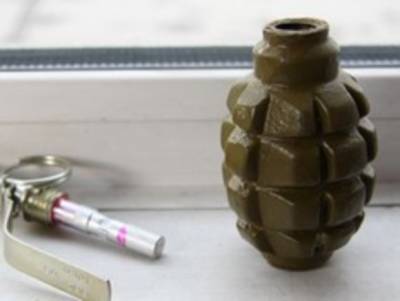 В Москве следователь нашла у автомобиля муляж гранаты