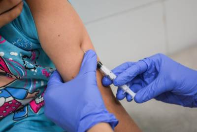 12 тысяч доз вакцины от коронавируса доставили в Свердловскую область