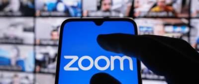 В Zoom появится возможность переводить речь собеседника в реальном времени