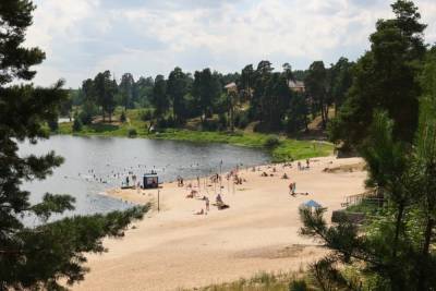 Почти 4000 человек посетили дзержинский пляж на озере Святом в выходные