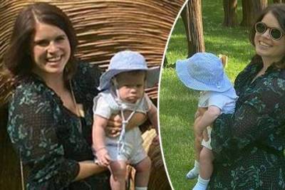 Принцесса Евгения опубликовала новые фотографии с четырехмесячным сыном