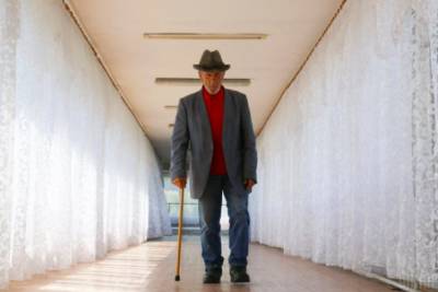 Для пенсионеров "75+" не хватило денег: Минсоцполитики перенесло обещанное на 1 июля повышение пенсий