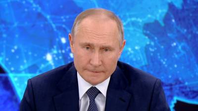 Путин заявил о незаконности увольнения за отказ от прививки при наличии медотвода