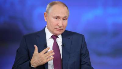Путин: При наличии медотвода требовать вакцинироваться незаконно