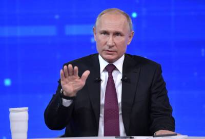 «Мы продолжим развивать это направление»: Владимир Путин о поддержке предпринимателей