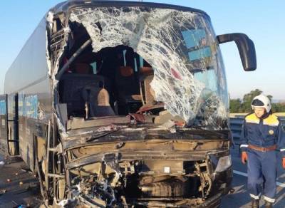 Спасатели рассказали подробности страшного ДТП с туристическим автобусом под Ростовом