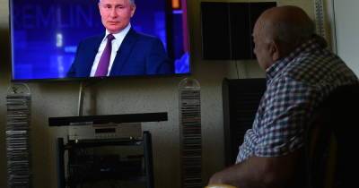 Путин назвал лишение званий "Ветеран труда" и льгот неправильным