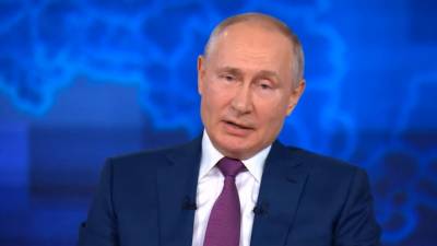 Путин ответил на вопрос о разовых выплатах на подготовку детей к школе