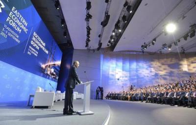 Путин: Россия обеспокоена "военным освоением" соседних с ней территорий