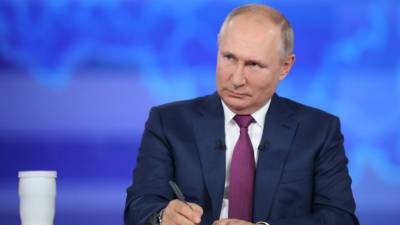 Путин: Россия не планирует блокировать зарубежные соцсети