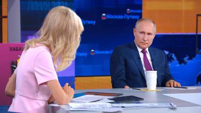 "Никого не собираемся блокировать": Путин рассказал о будущем иностранных соцсетей