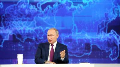 Путин объяснил, как действует закон о защите минимальных средств должников