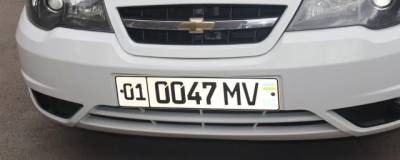 В Узбекистане поменяют номерные знаки на государственных машинах