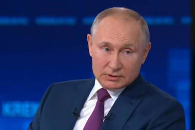 Путин прокомментировал угрозы в адрес обратившихся на Прямую линию