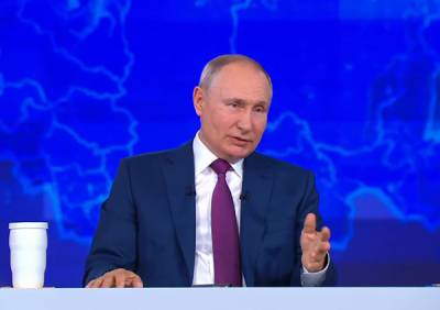 Мир кардинальным образом меняется: Путин рассказал о пользе западных санкций для страны