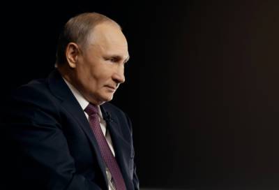 Владимир Путин раскрыл, что помогает ему справляться с напастями и почему он любит сказку про колобка
