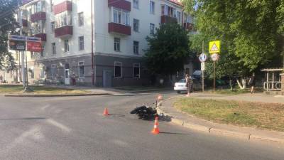 В Уфе в аварии пострадал 16-летний мотоциклист