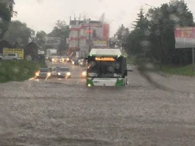 Мощный ливень с грозой и градом накрыл Воронеж вслед за Москвой (ФОТО, ВИДЕО)