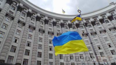 Кабмин выделит помощь украинцам, которые пострадали в АТО