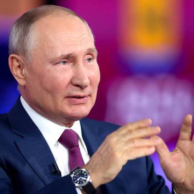Путин ответил в прямом эфире на вопросы россиян: встреча длилась более 3,5 часов