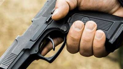 В пансионате на Херсонщине из табельного оружия застрелился полицейский