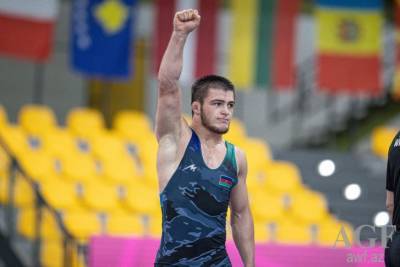 Азербайджан завоевал очередную золотую медаль на чемпионате Европы по вольной борьбе среди юниоров