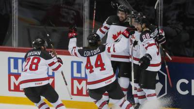 Тренер сборной Канады заявил, что гордится своей командой после победы над Россией