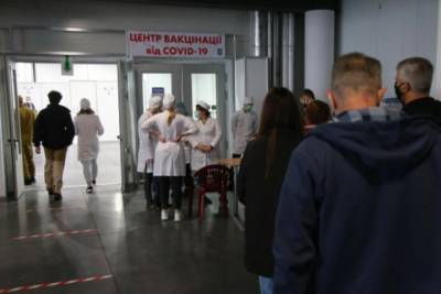 В Киеве по-другому будут проводить вакцинацию от коронавируса: что изменилось