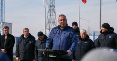 Рогозин решил попросить Байдена "наконец угомонить" сторонников санкций