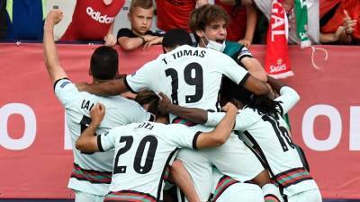 Футболисты Португалии и Германии стали финалистами молодежного Евро