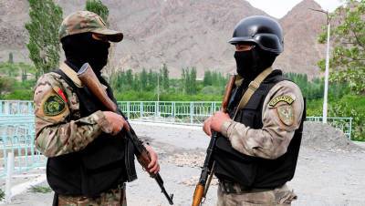 Киргизия усилила охрану границы с Таджикистаном из-за обострения обстановки