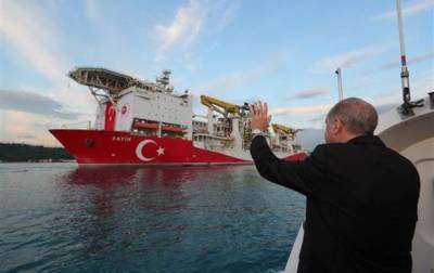 Турция обнаружила новые месторождения природного газа в Черном море