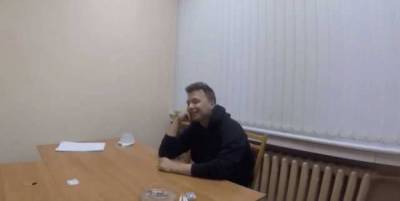 “Макароны с мясом были!”: Протасевич на камеру похвалил питание в минском СИЗО