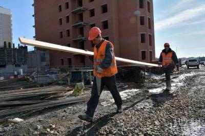 Власти назвали отрасль, где в Кузбассе открыто более 3 тысяч вакансий