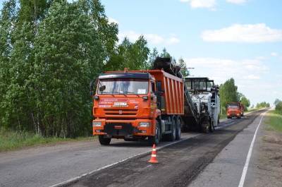 В Смоленском районе начался ремонт двух участков дороги