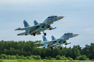 Беларусь согласилась разместить на своей территории российские истребители Су-30СМ – СМИ