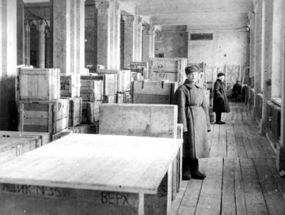 Какие сокровища в 1941 году эвакуировали из Москвы