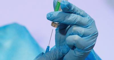 В Украине за сутки сделали более 50 тысяч прививок от коронавируса